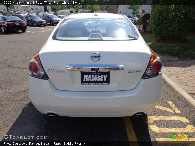 Winter Frost White / Blond 2010 Nissan Altima 2.5 SL