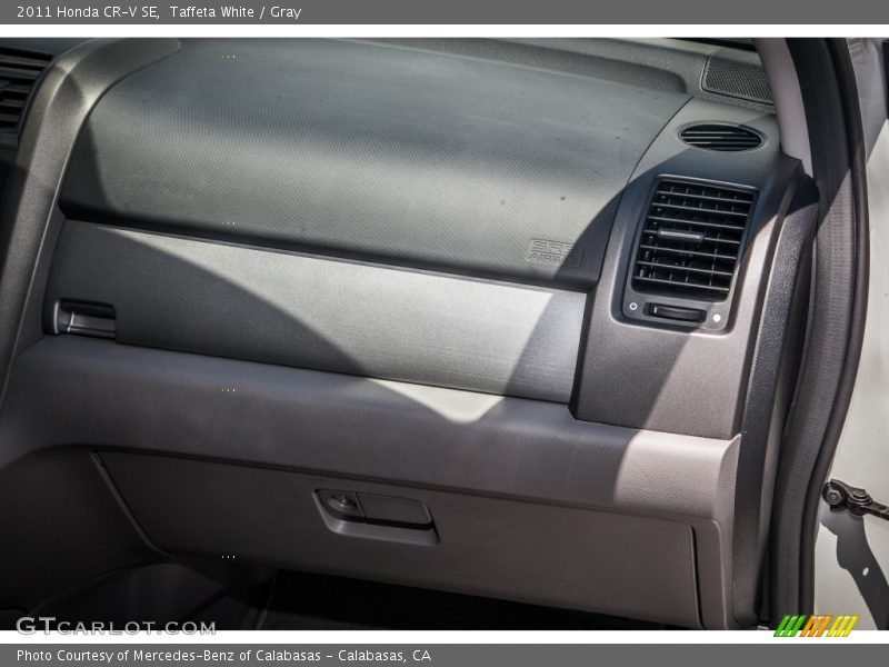 Taffeta White / Gray 2011 Honda CR-V SE
