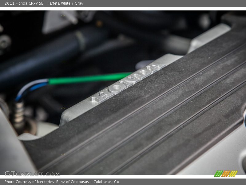 Taffeta White / Gray 2011 Honda CR-V SE