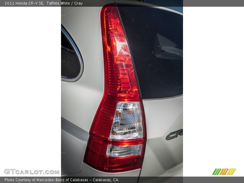 Taffeta White / Gray 2011 Honda CR-V SE