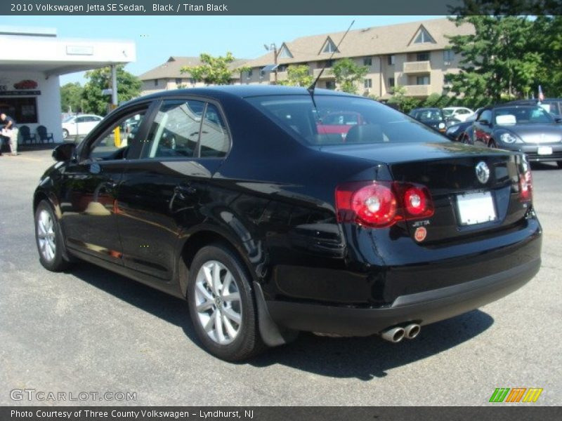 Black / Titan Black 2010 Volkswagen Jetta SE Sedan