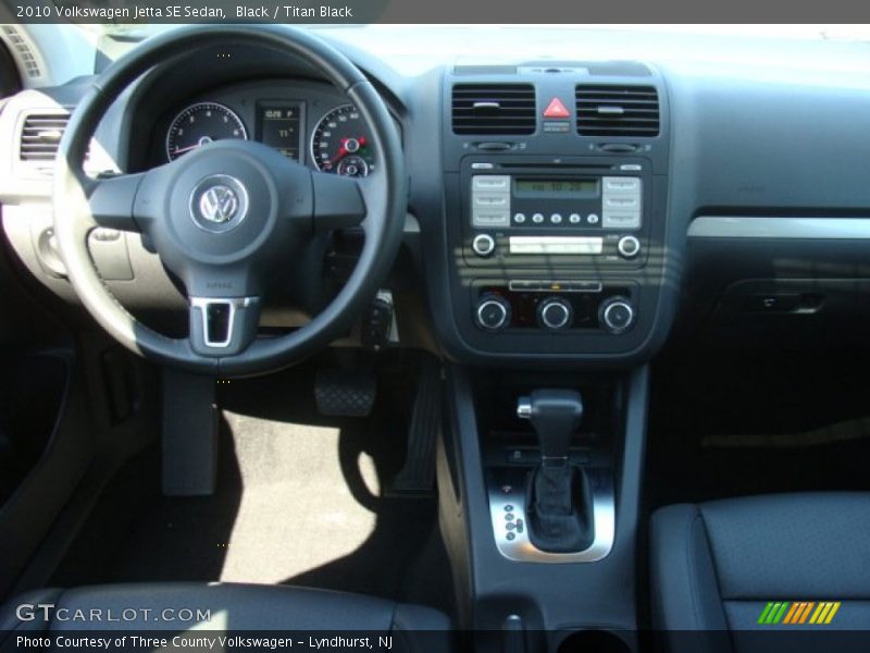 Black / Titan Black 2010 Volkswagen Jetta SE Sedan