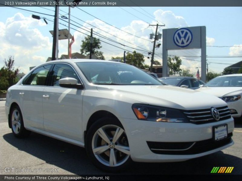 Candy White / Cornsilk Beige 2013 Volkswagen Passat 2.5L SE