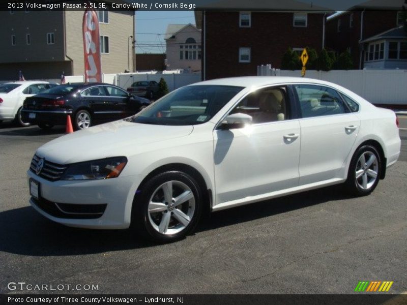 Candy White / Cornsilk Beige 2013 Volkswagen Passat 2.5L SE