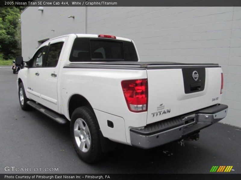White / Graphite/Titanium 2005 Nissan Titan SE Crew Cab 4x4