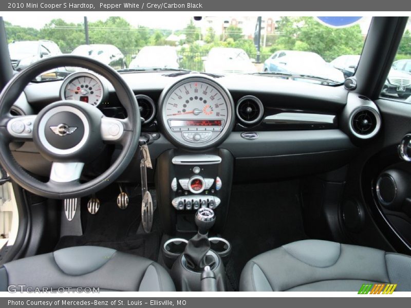 Pepper White / Grey/Carbon Black 2010 Mini Cooper S Hardtop