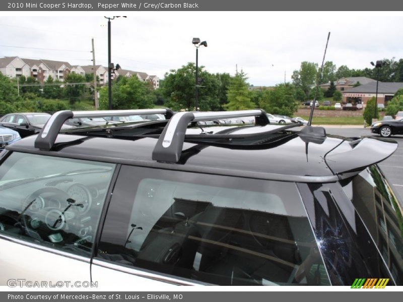 Pepper White / Grey/Carbon Black 2010 Mini Cooper S Hardtop