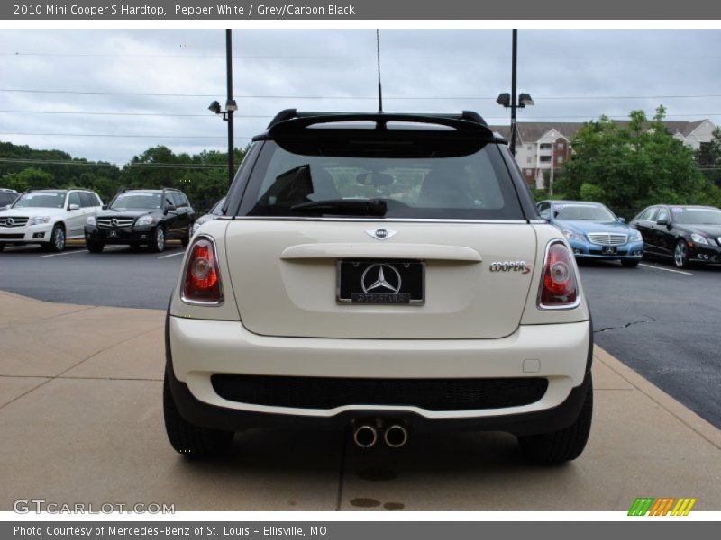 Pepper White / Grey/Carbon Black 2010 Mini Cooper S Hardtop