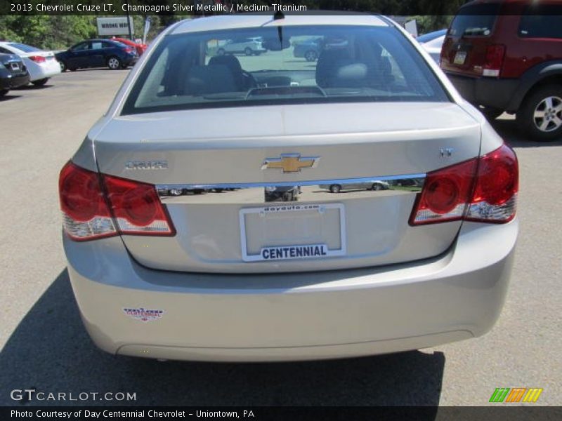 Champagne Silver Metallic / Medium Titanium 2013 Chevrolet Cruze LT