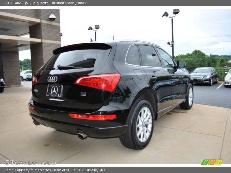 Brilliant Black / Black 2010 Audi Q5 3.2 quattro