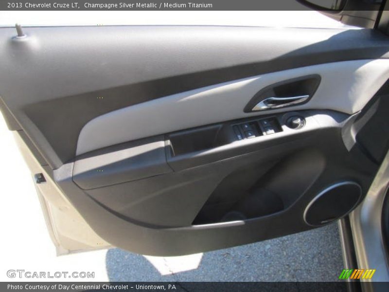 Champagne Silver Metallic / Medium Titanium 2013 Chevrolet Cruze LT