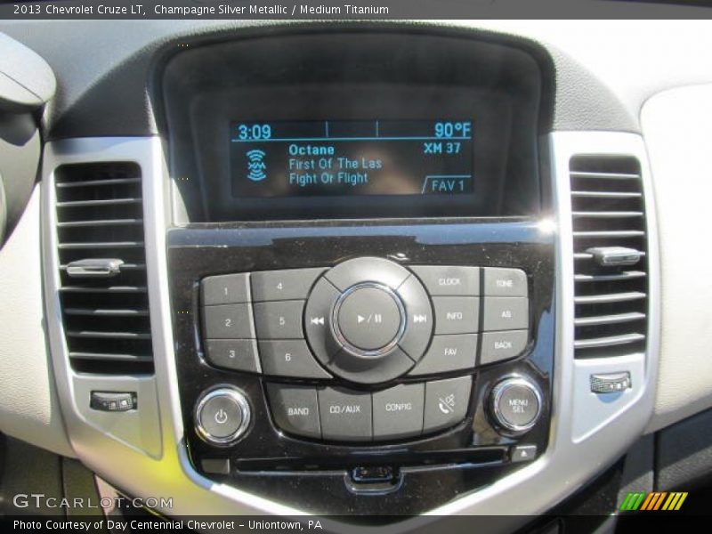 Champagne Silver Metallic / Medium Titanium 2013 Chevrolet Cruze LT