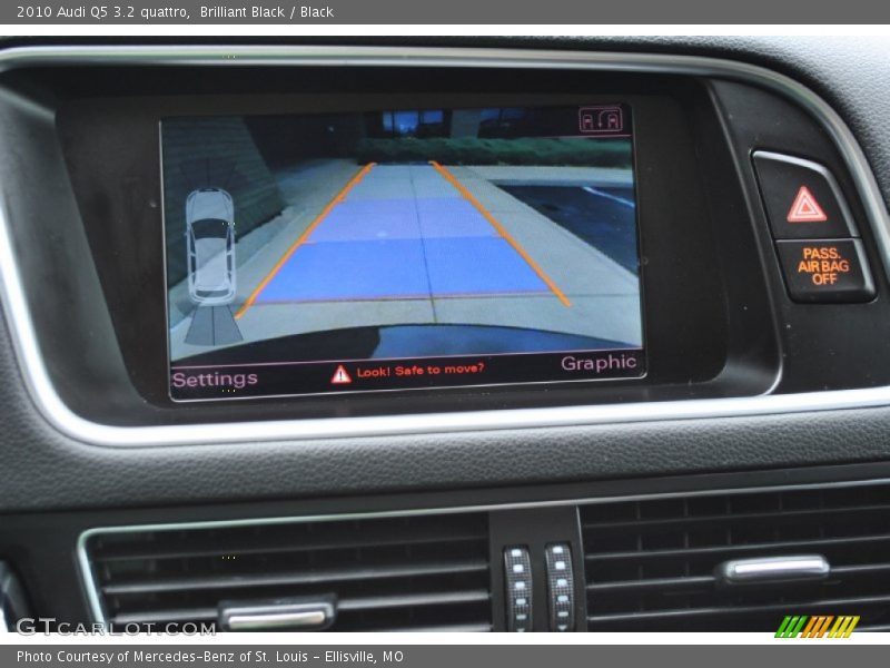 Brilliant Black / Black 2010 Audi Q5 3.2 quattro