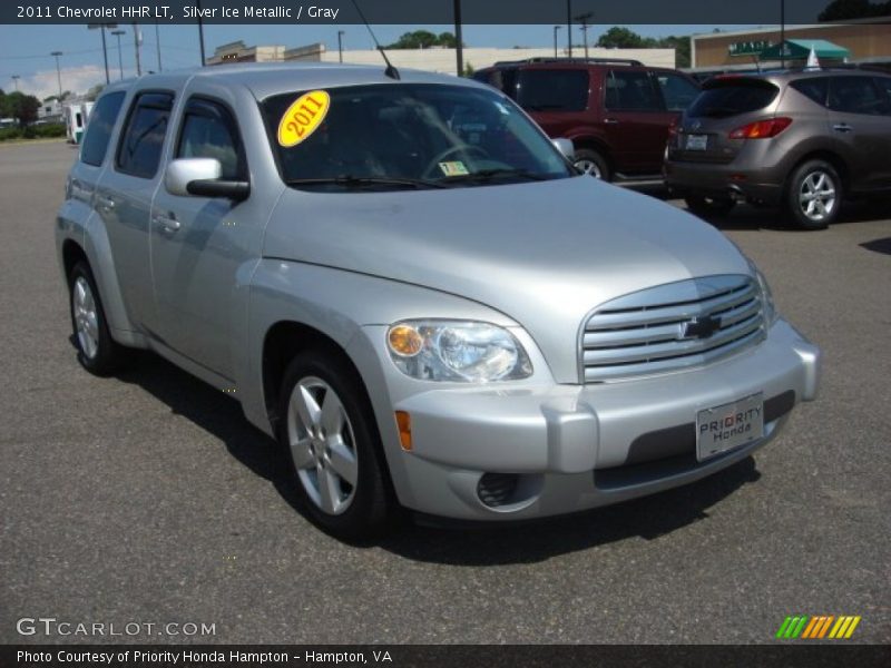 Silver Ice Metallic / Gray 2011 Chevrolet HHR LT