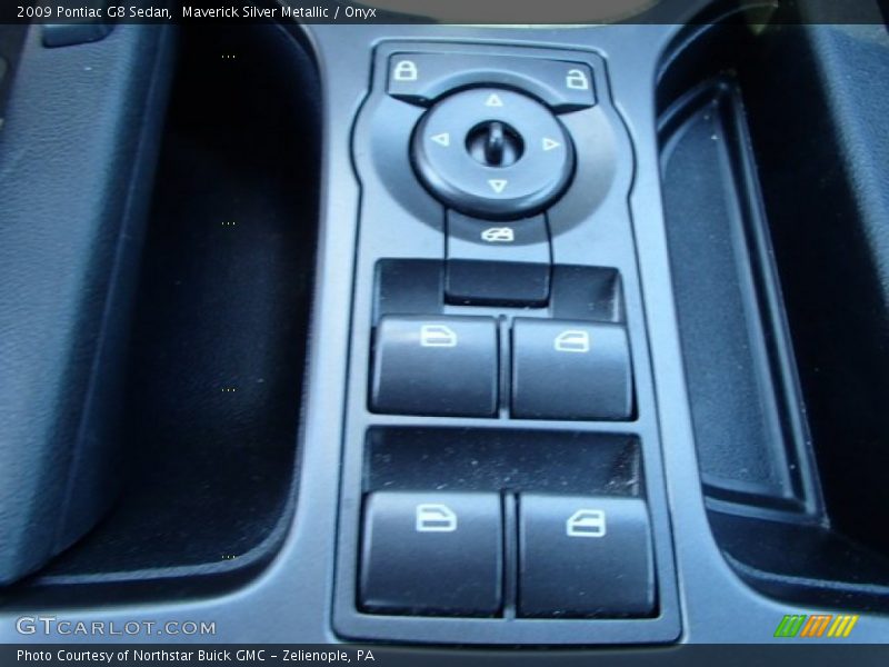 Maverick Silver Metallic / Onyx 2009 Pontiac G8 Sedan