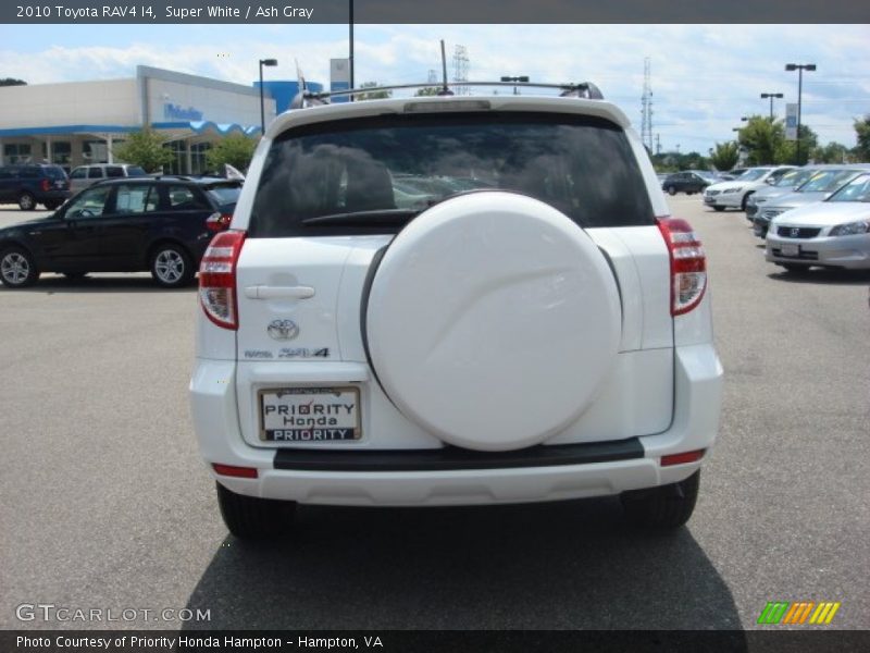 Super White / Ash Gray 2010 Toyota RAV4 I4