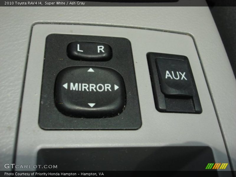 Super White / Ash Gray 2010 Toyota RAV4 I4