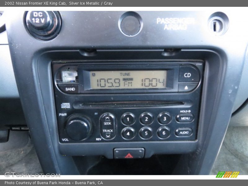 Silver Ice Metallic / Gray 2002 Nissan Frontier XE King Cab