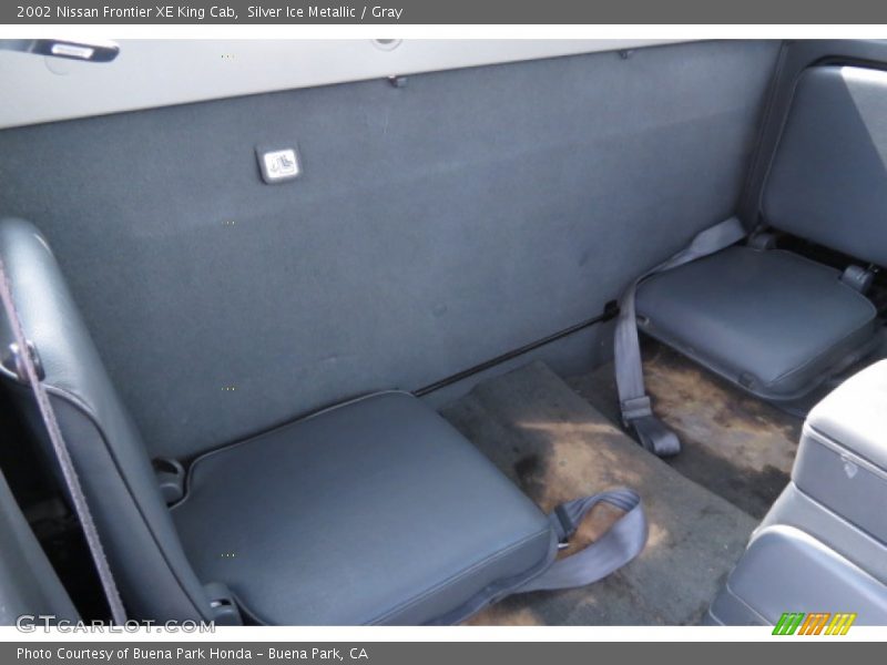 Silver Ice Metallic / Gray 2002 Nissan Frontier XE King Cab