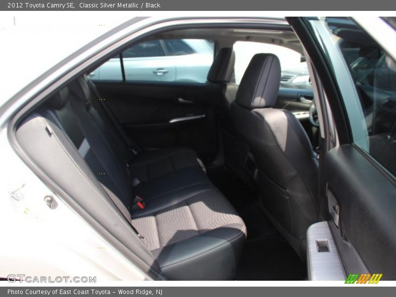 Classic Silver Metallic / Black 2012 Toyota Camry SE