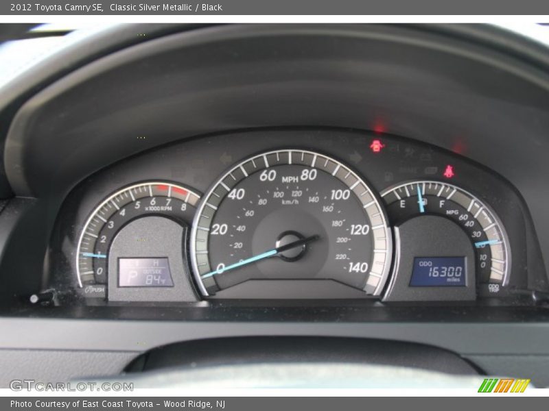 Classic Silver Metallic / Black 2012 Toyota Camry SE
