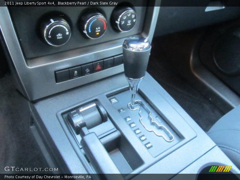 Blackberry Pearl / Dark Slate Gray 2011 Jeep Liberty Sport 4x4