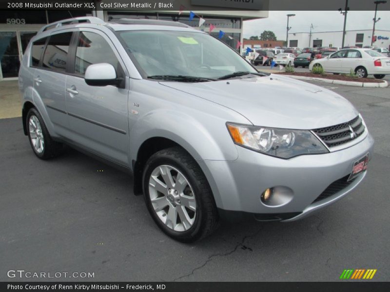 Cool Silver Metallic / Black 2008 Mitsubishi Outlander XLS