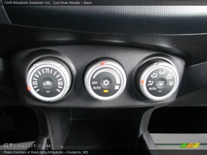 Cool Silver Metallic / Black 2008 Mitsubishi Outlander XLS