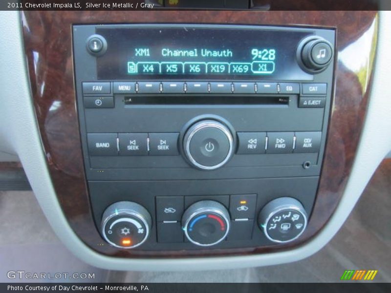 Silver Ice Metallic / Gray 2011 Chevrolet Impala LS