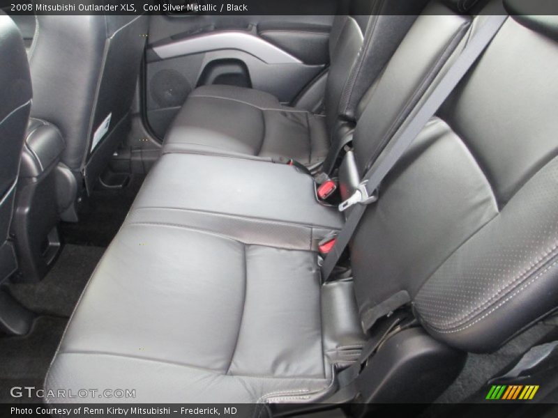 Cool Silver Metallic / Black 2008 Mitsubishi Outlander XLS