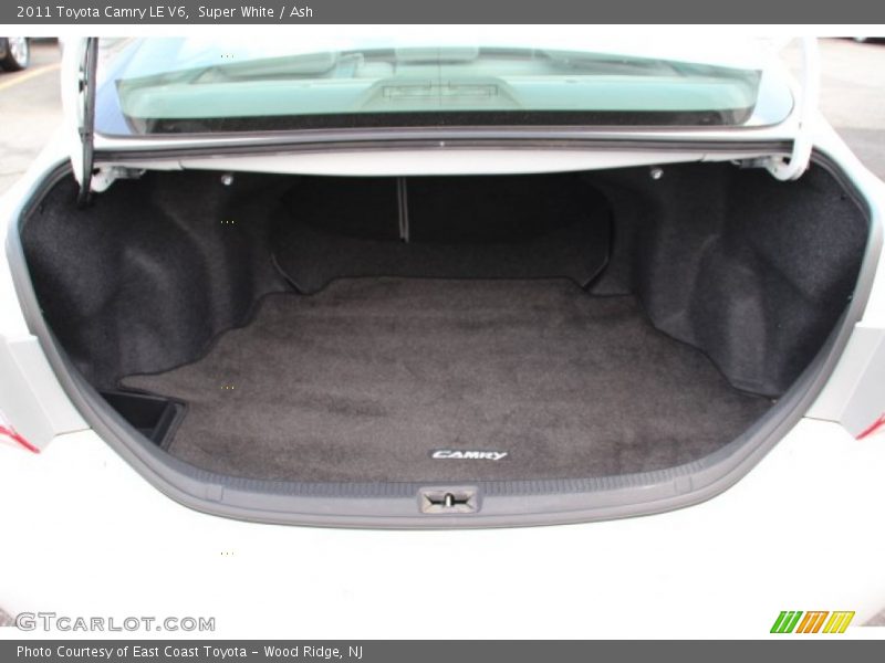 Super White / Ash 2011 Toyota Camry LE V6