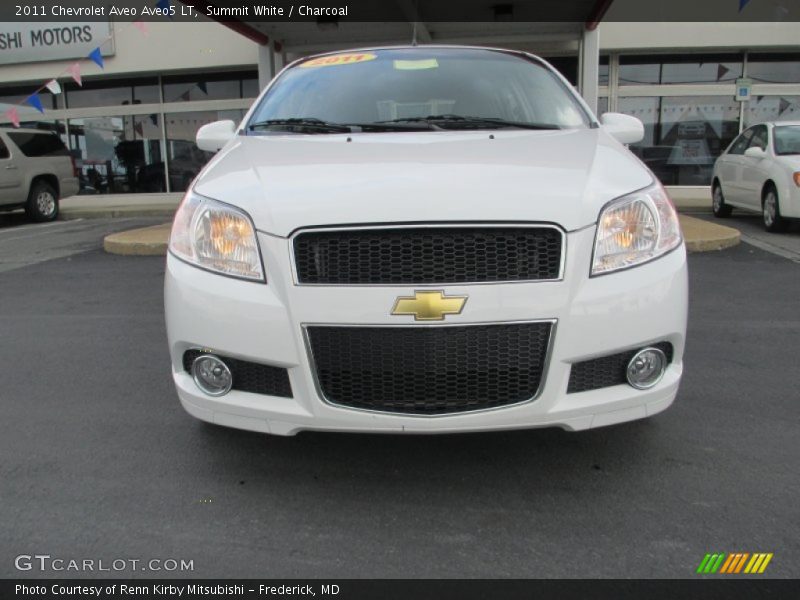 Summit White / Charcoal 2011 Chevrolet Aveo Aveo5 LT