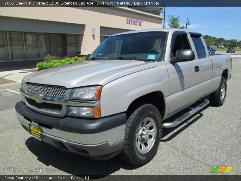 Silver Birch Metallic / Dark Charcoal 2005 Chevrolet Silverado 1500 Extended Cab 4x4