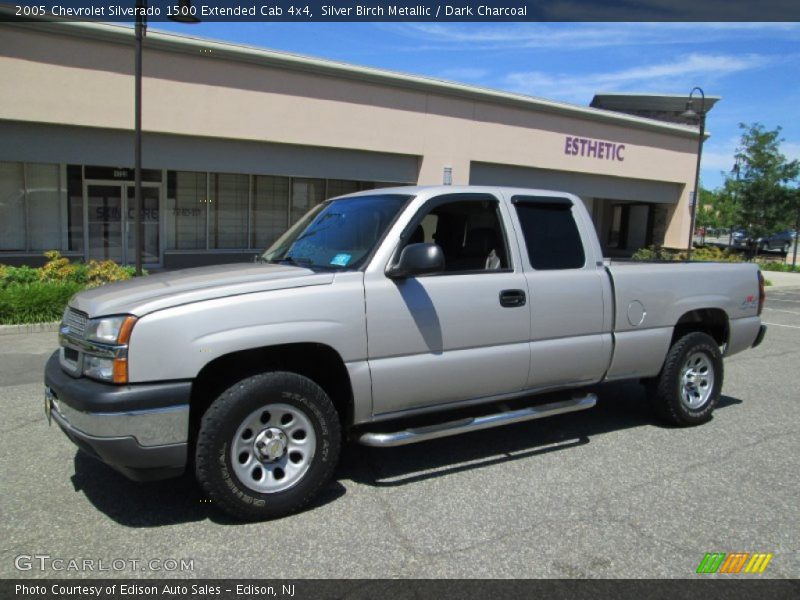 Silver Birch Metallic / Dark Charcoal 2005 Chevrolet Silverado 1500 Extended Cab 4x4