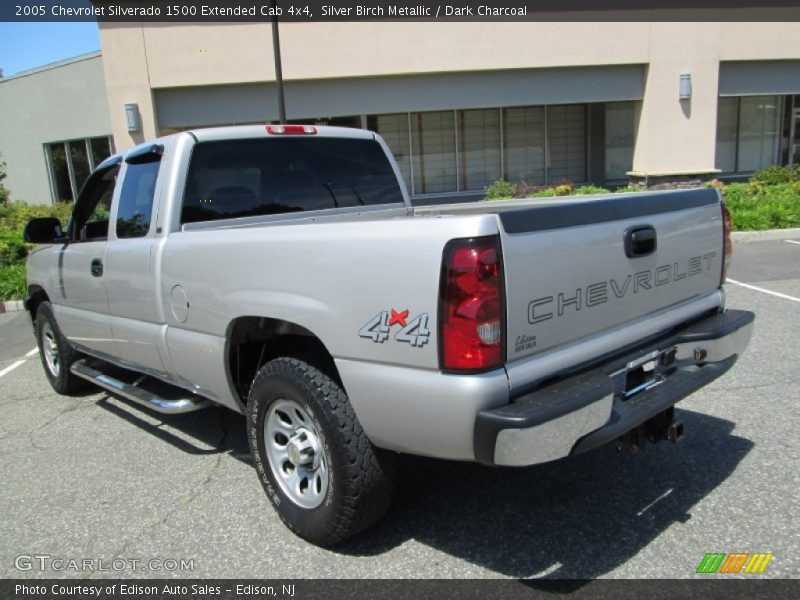Silver Birch Metallic / Dark Charcoal 2005 Chevrolet Silverado 1500 Extended Cab 4x4