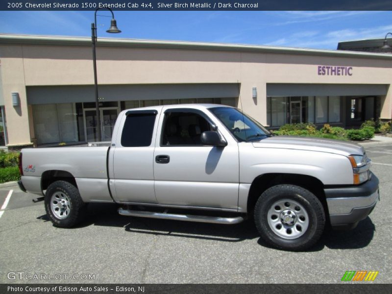 Silver Birch Metallic / Dark Charcoal 2005 Chevrolet Silverado 1500 Extended Cab 4x4