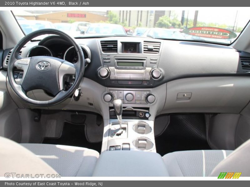 Black / Ash 2010 Toyota Highlander V6 4WD