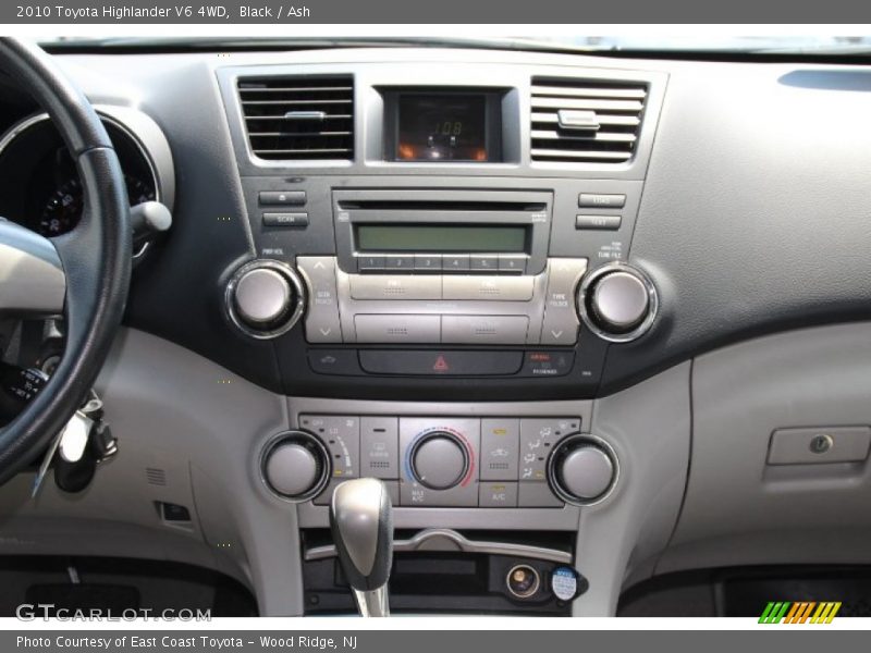 Black / Ash 2010 Toyota Highlander V6 4WD