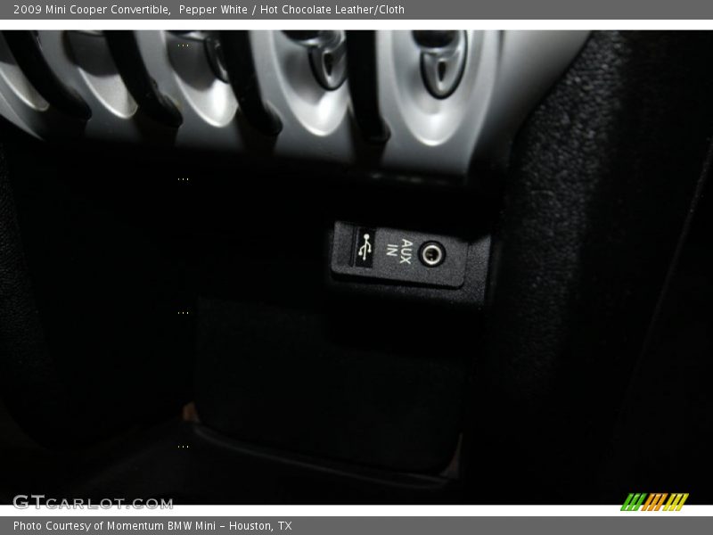 Pepper White / Hot Chocolate Leather/Cloth 2009 Mini Cooper Convertible