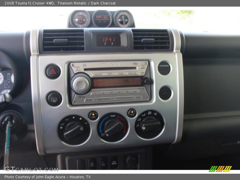 Titanium Metallic / Dark Charcoal 2008 Toyota FJ Cruiser 4WD
