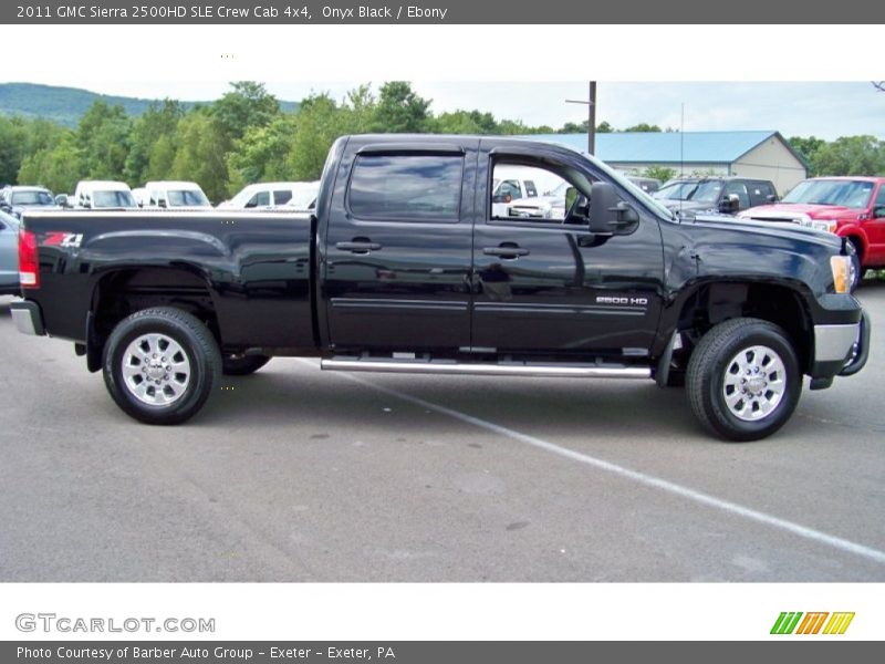 Onyx Black / Ebony 2011 GMC Sierra 2500HD SLE Crew Cab 4x4