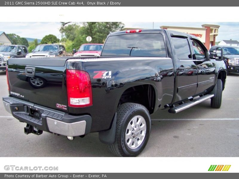 Onyx Black / Ebony 2011 GMC Sierra 2500HD SLE Crew Cab 4x4