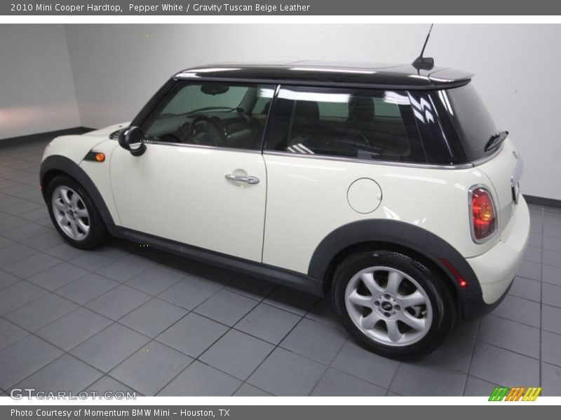 Pepper White / Gravity Tuscan Beige Leather 2010 Mini Cooper Hardtop