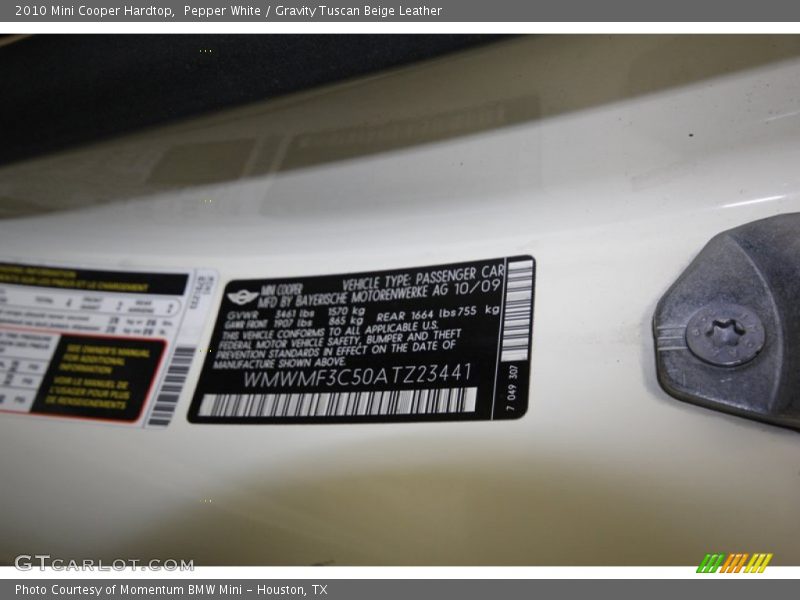 Pepper White / Gravity Tuscan Beige Leather 2010 Mini Cooper Hardtop