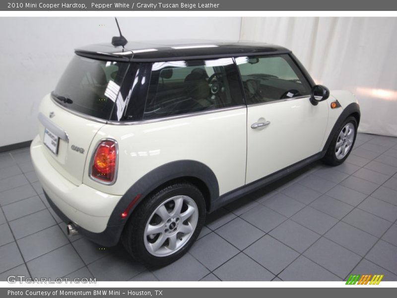 Pepper White / Gravity Tuscan Beige Leather 2010 Mini Cooper Hardtop