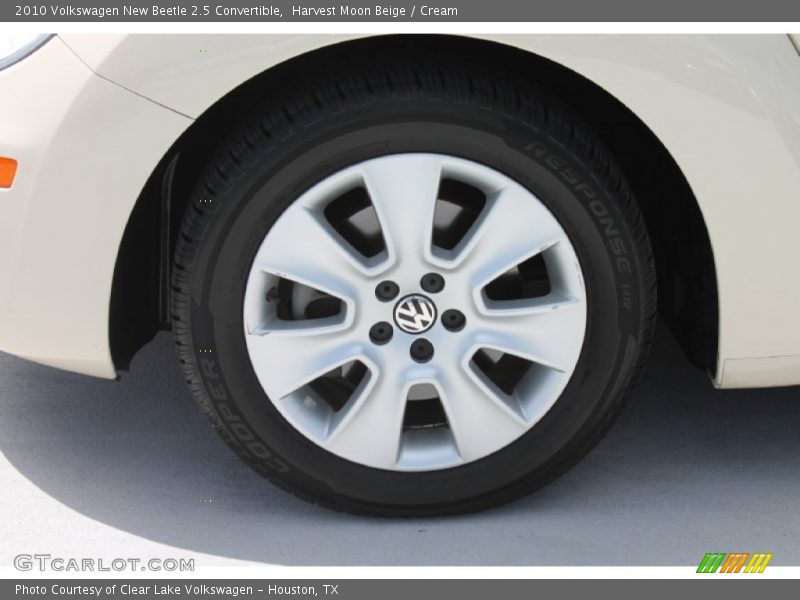 Harvest Moon Beige / Cream 2010 Volkswagen New Beetle 2.5 Convertible