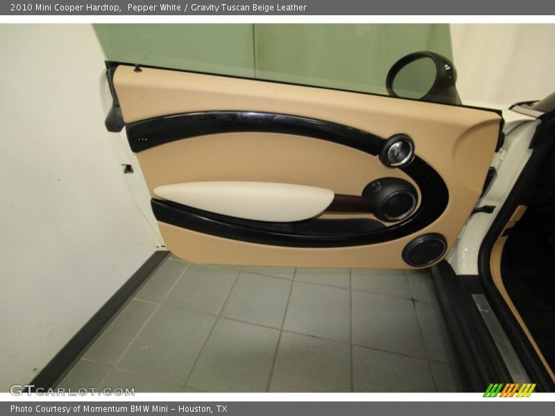 Pepper White / Gravity Tuscan Beige Leather 2010 Mini Cooper Hardtop
