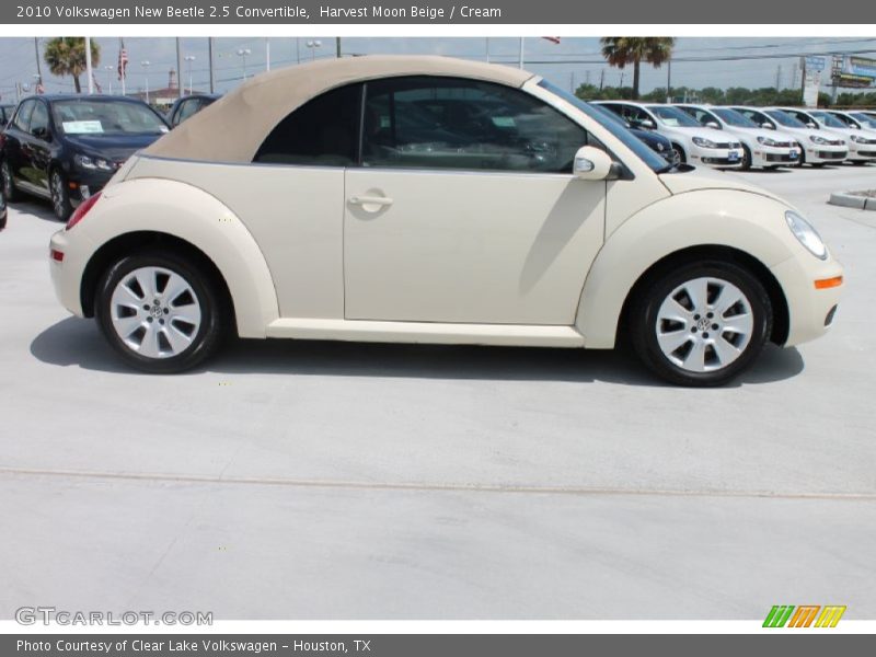 Harvest Moon Beige / Cream 2010 Volkswagen New Beetle 2.5 Convertible