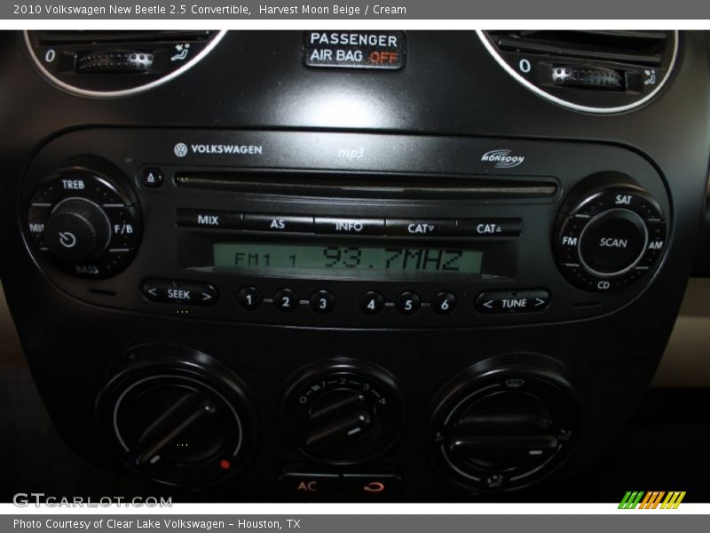 Harvest Moon Beige / Cream 2010 Volkswagen New Beetle 2.5 Convertible