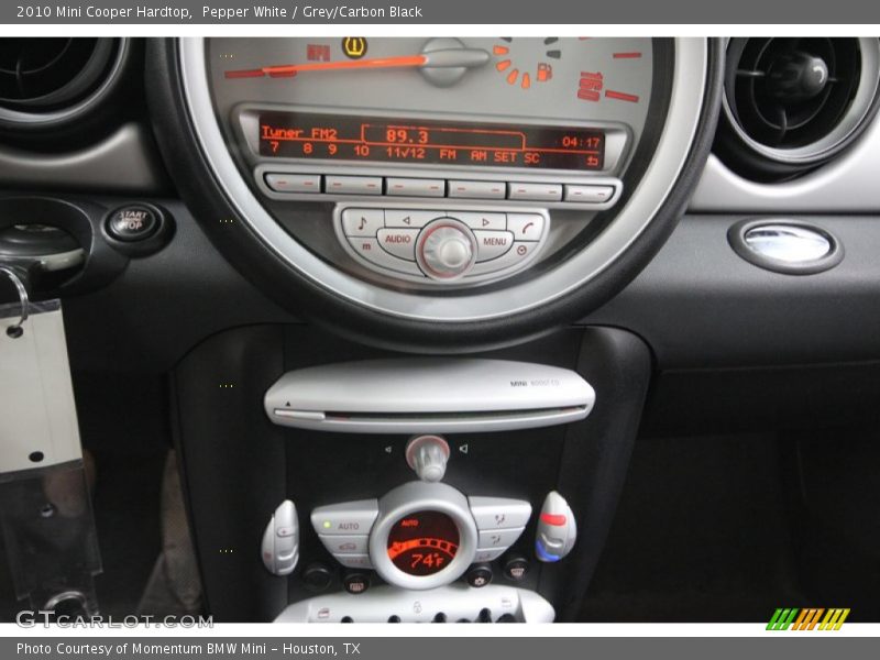 Pepper White / Grey/Carbon Black 2010 Mini Cooper Hardtop